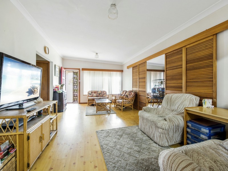 58 Hammond Road, Toukley NSW 2263