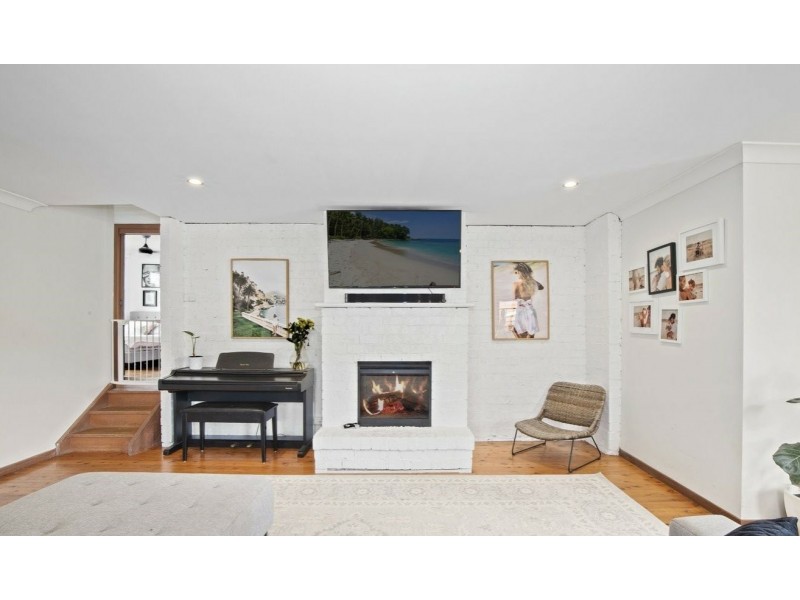 13 Rosemount Avenue, Lake Munmorah NSW 2259