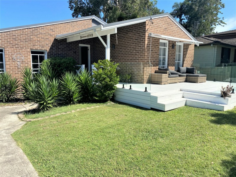 13 Rosemount Avenue, Lake Munmorah NSW 2259