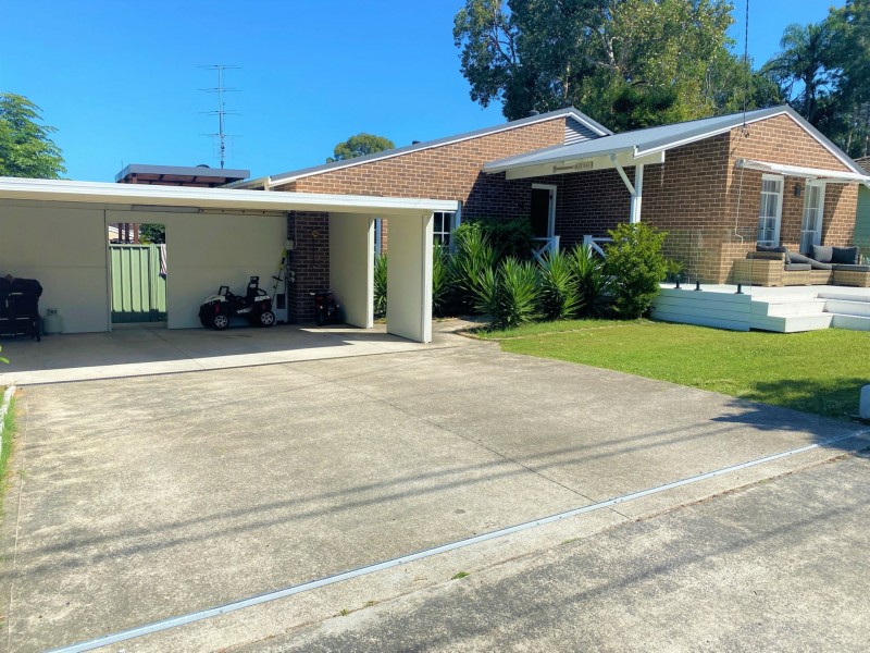 13 Rosemount Avenue, Lake Munmorah NSW 2259