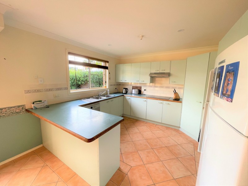 21 Victoria Street, Norah Head NSW 2263