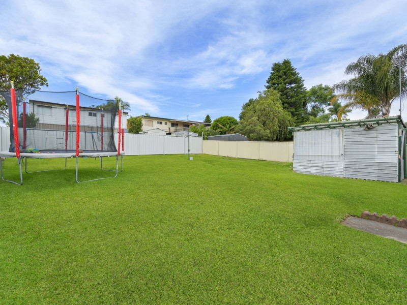 17 Phyllis Avenue, Kanwal NSW 2259
