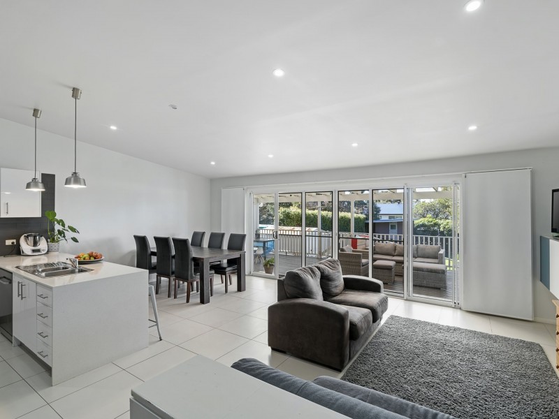 61 Georgina Avenue, Gorokan NSW 2263