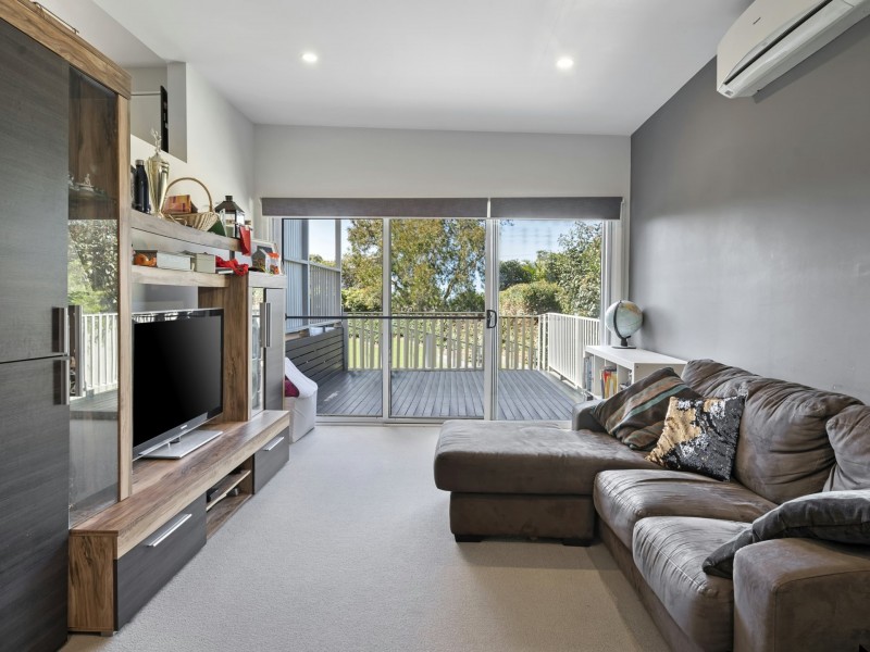 61 Georgina Avenue, Gorokan NSW 2263