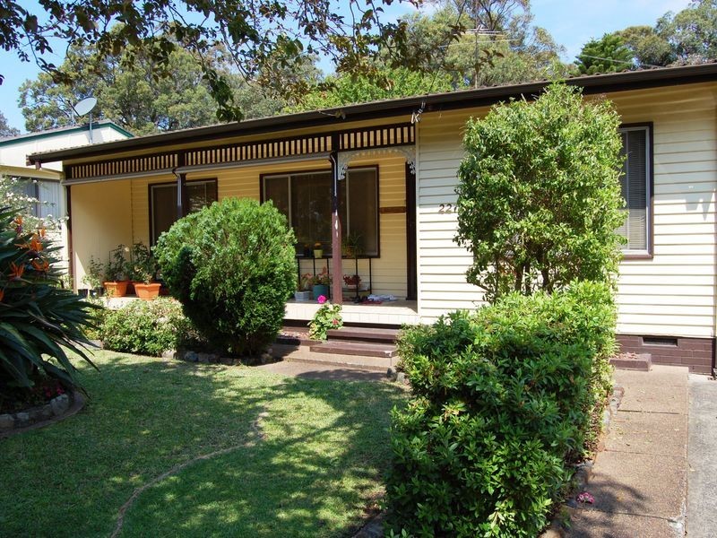 22 Chelmsford Road, Lake Haven NSW 2263