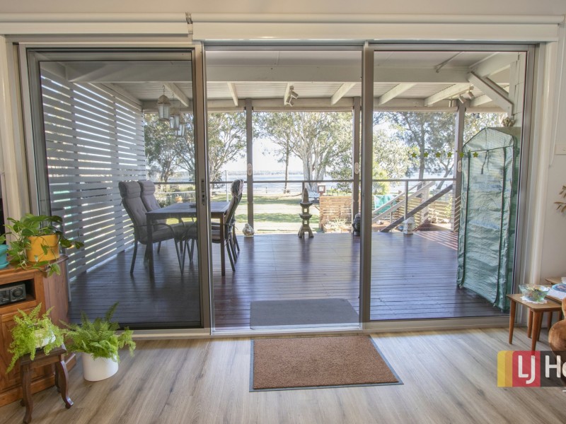 72 Leonard Avenue, Toukley NSW 2263