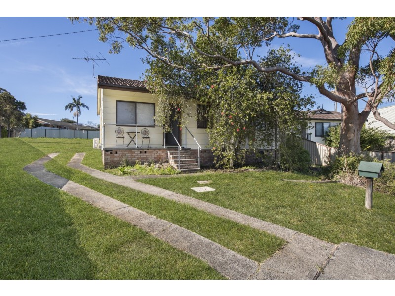 69 Kawana Avenue, Blue Haven NSW 2262