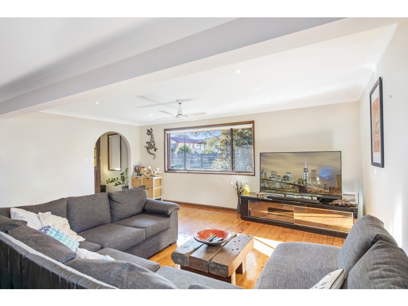 27 Sixth Avenue, Toukley NSW 2263