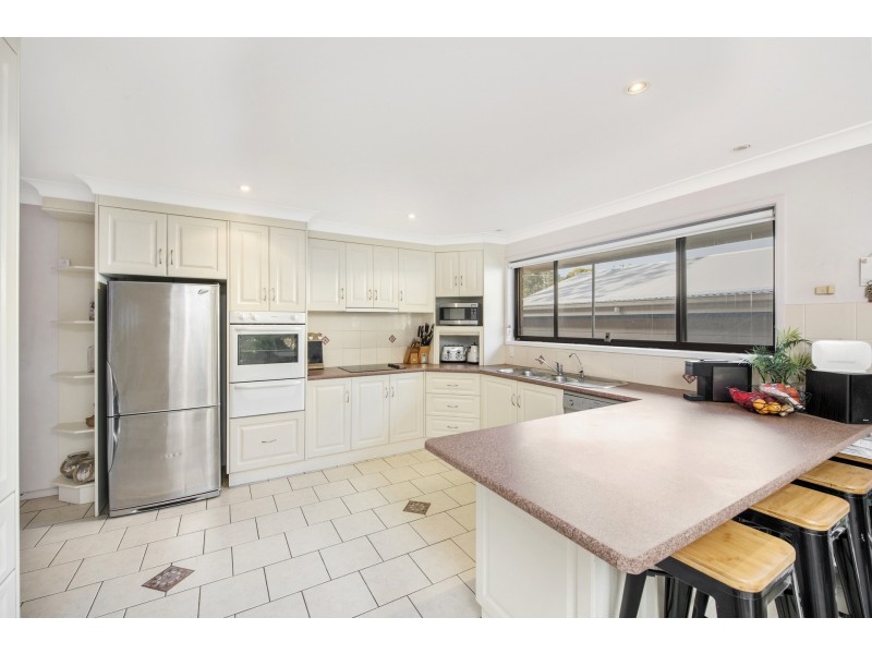 27 Sixth Avenue, Toukley NSW 2263