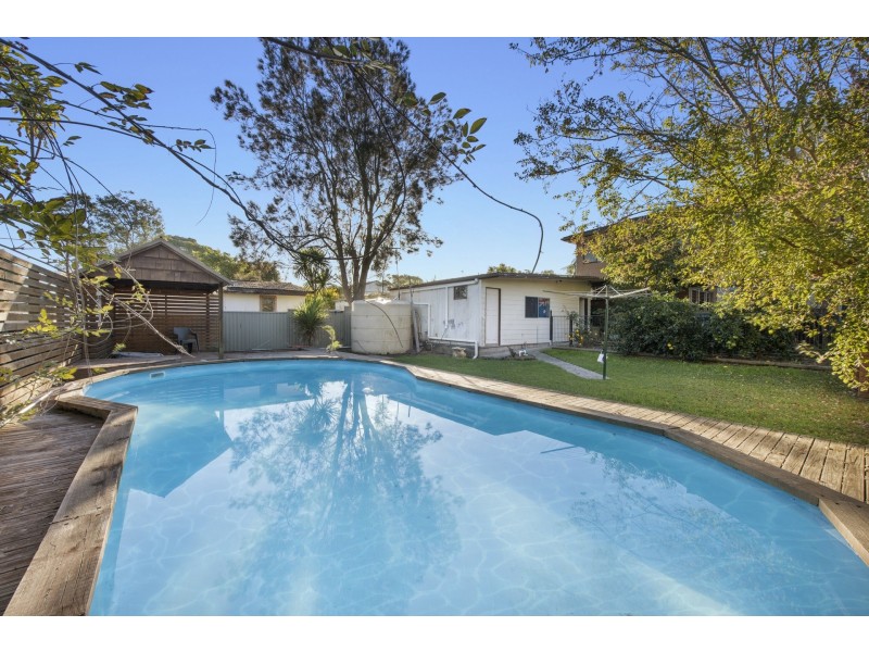 27 Sixth Avenue, Toukley NSW 2263
