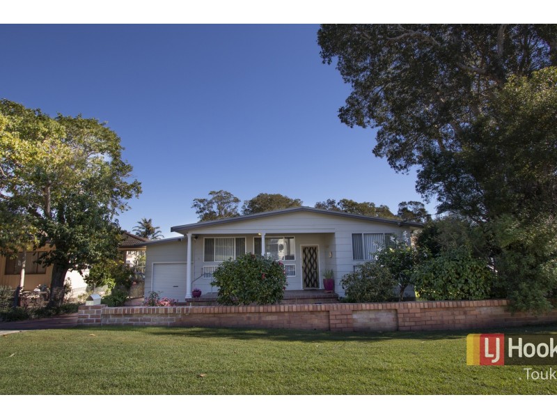 72 Leonard Avenue, Toukley NSW 2263