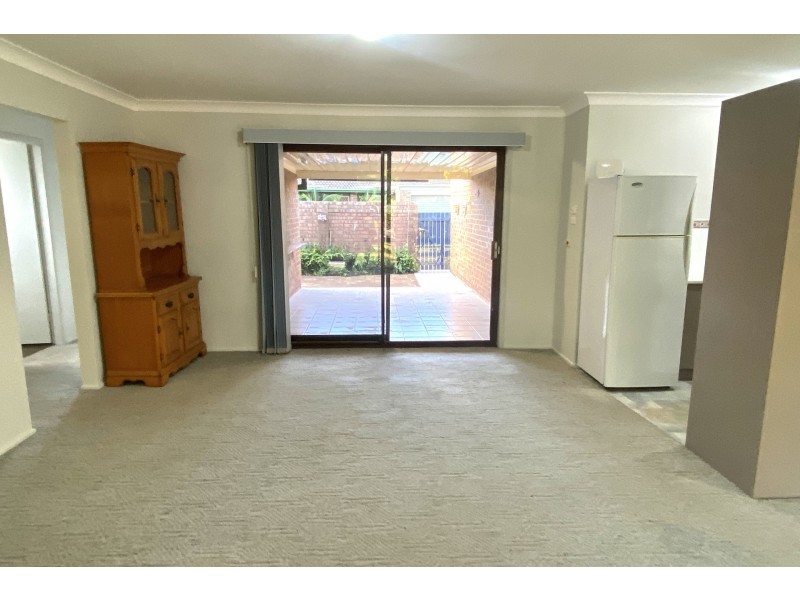 2/10 Moss Avenue, Toukley NSW 2263