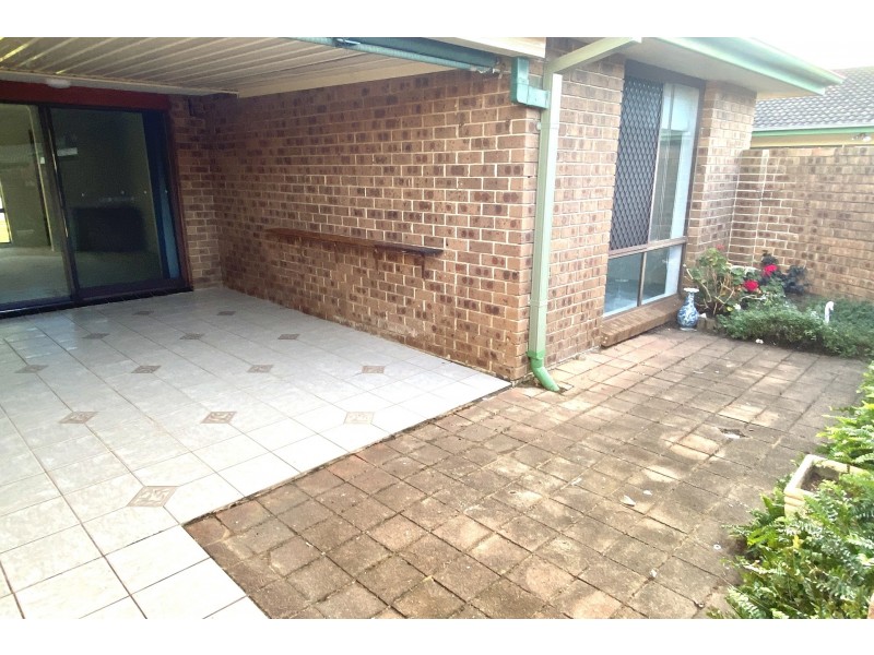 2/10 Moss Avenue, Toukley NSW 2263