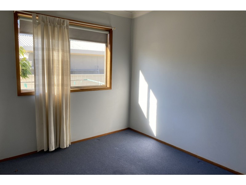 2/5 Third Avenue, Toukley NSW 2263