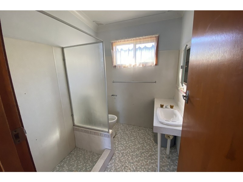 2/5 Third Avenue, Toukley NSW 2263