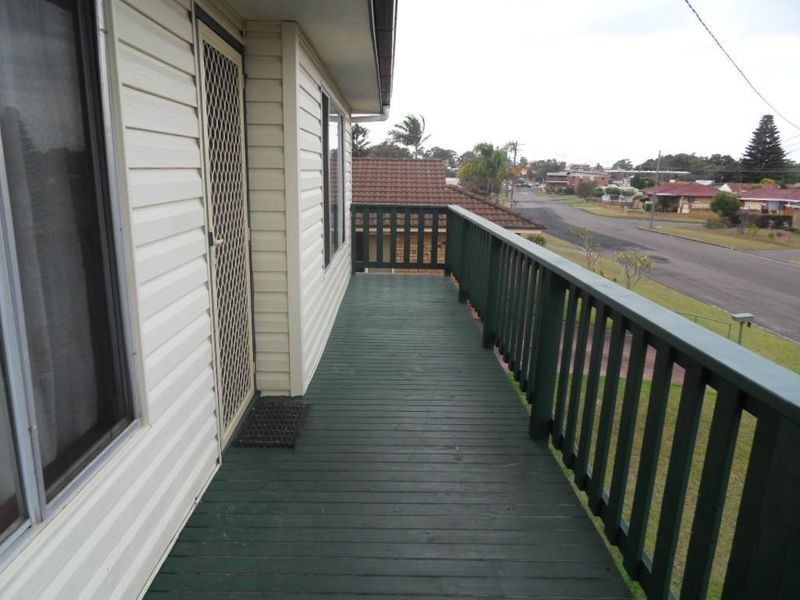 18 Beachcomber Parade, Toukley NSW 2263