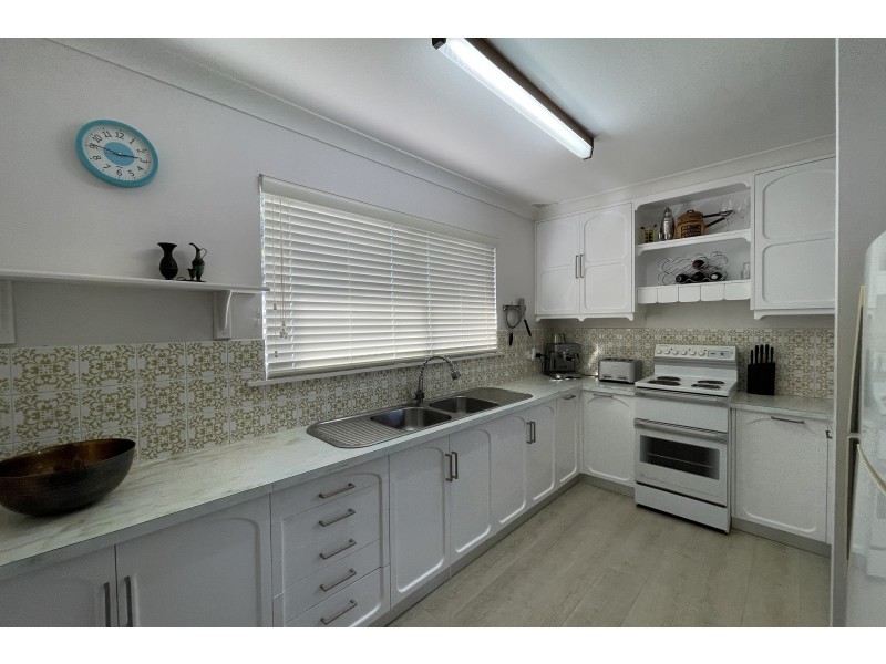 3 Kennedy Street, Gorokan NSW 2263