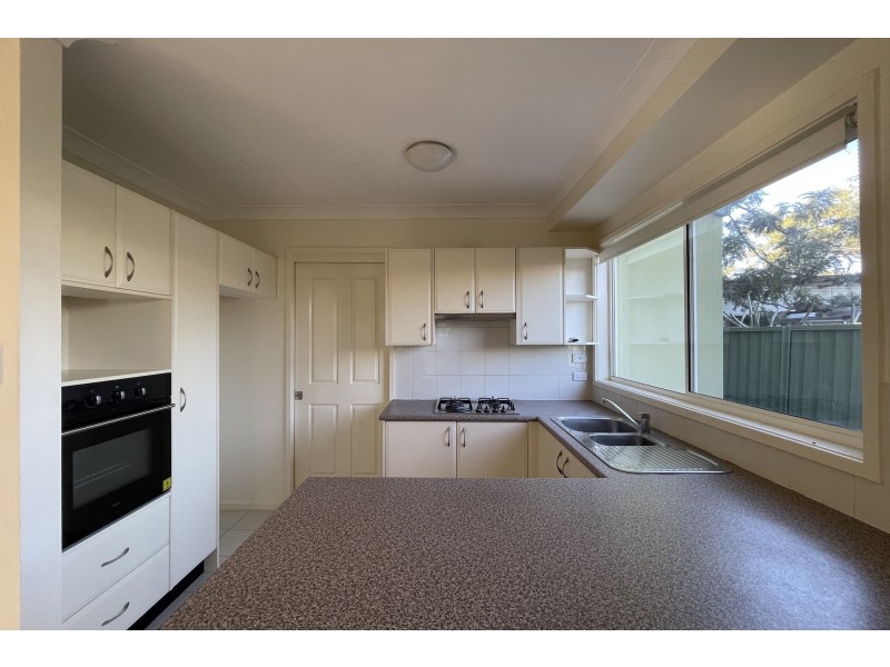 3/2 Jasmine Close, Canton Beach NSW 2263