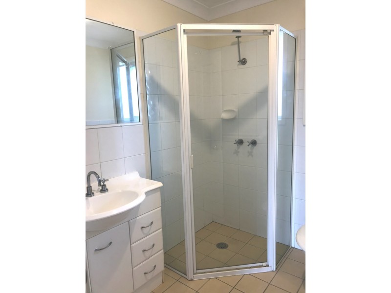 3/2 Jasmine Close, Canton Beach NSW 2263