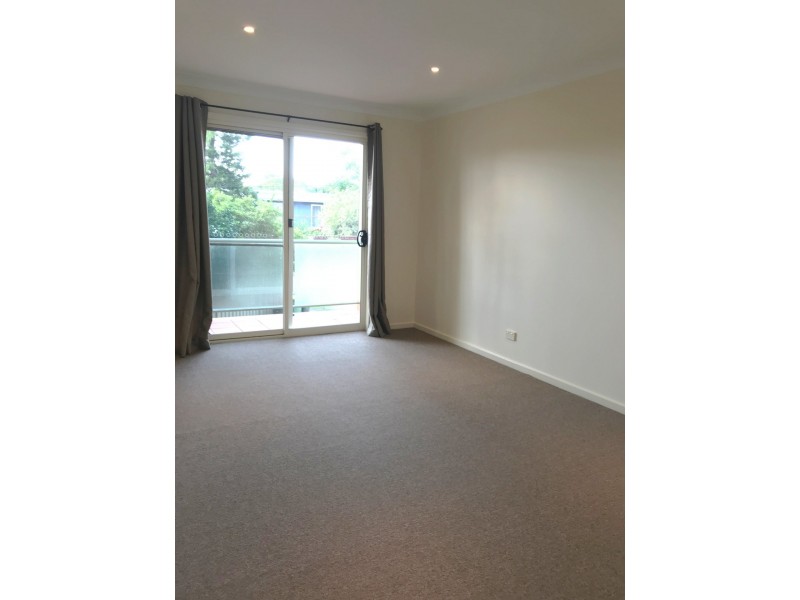 3/2 Jasmine Close, Canton Beach NSW 2263