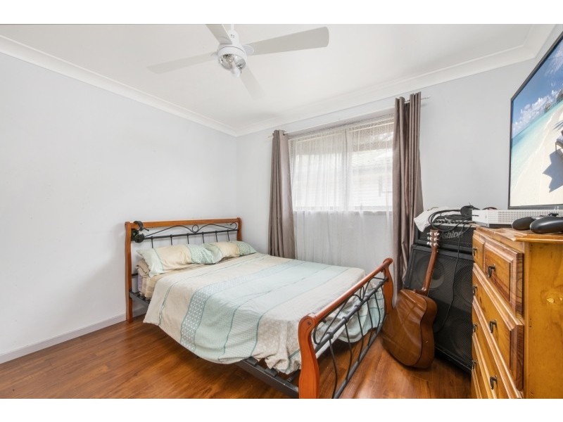 49 Delia Avenue, Budgewoi NSW 2262