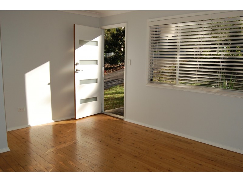 21 Donald Avenue, Kanwal NSW 2259