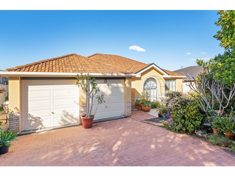 5 Woodcutters Road, Woongarrah NSW 2259