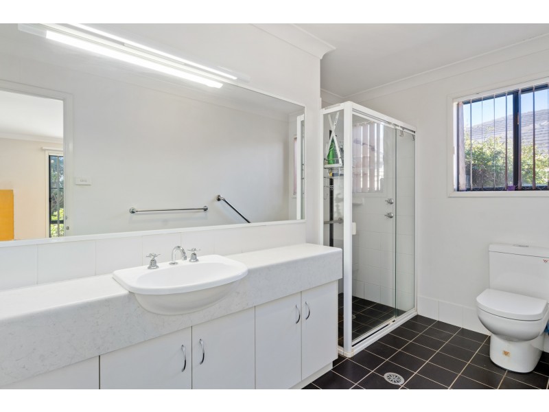5 Woodcutters Road, Woongarrah NSW 2259