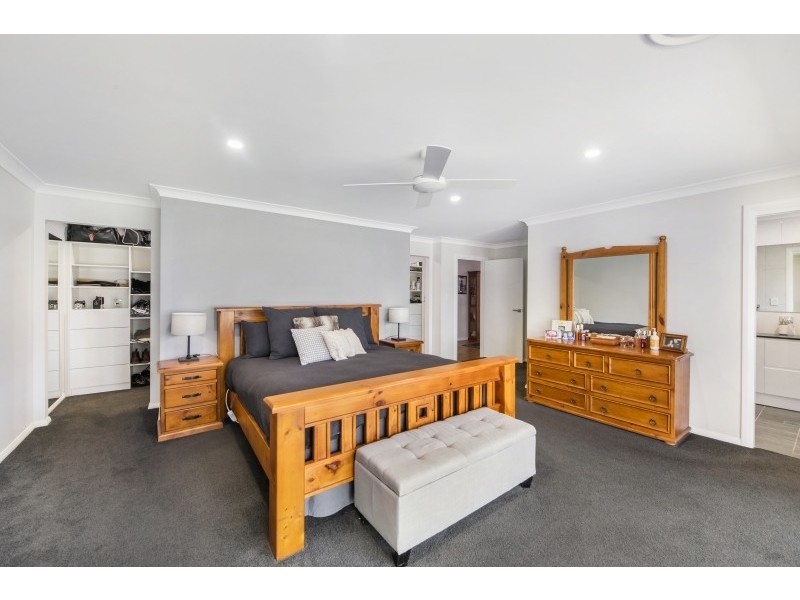 16 Manhire Road, Wyee NSW 2259