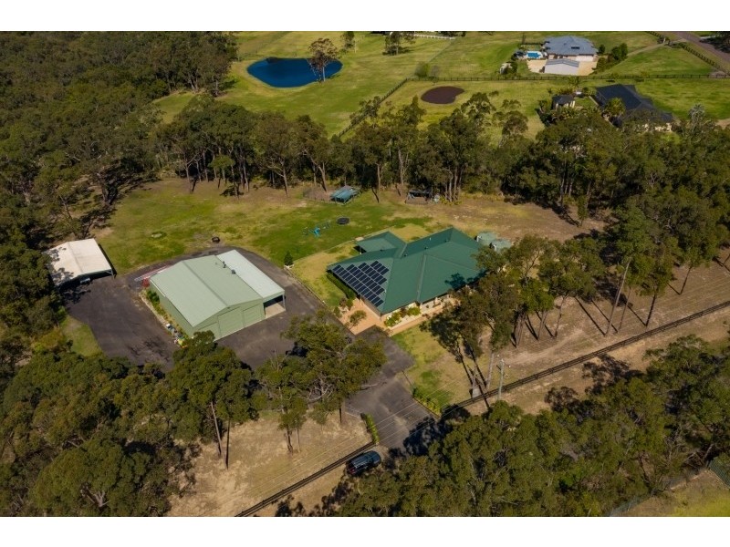 16 Manhire Road, Wyee NSW 2259