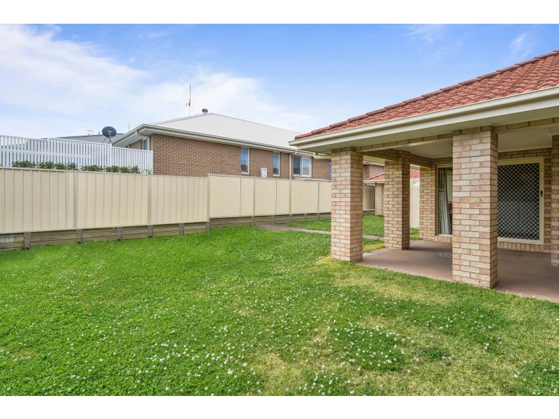 29 Wallum Crescent, Woongarrah NSW 2259
