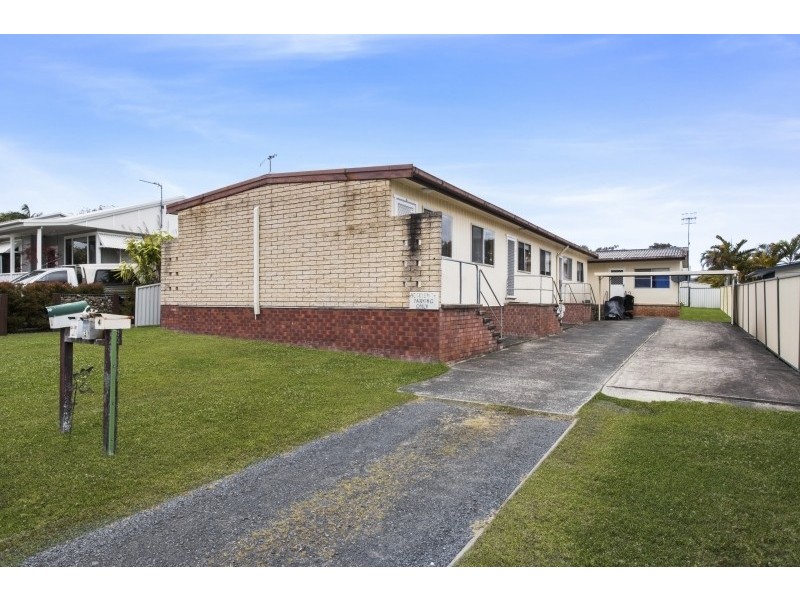 5 Third Avenue, Toukley NSW 2263