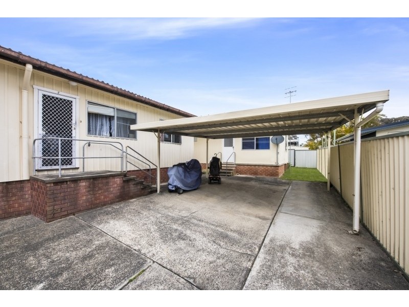 5 Third Avenue, Toukley NSW 2263