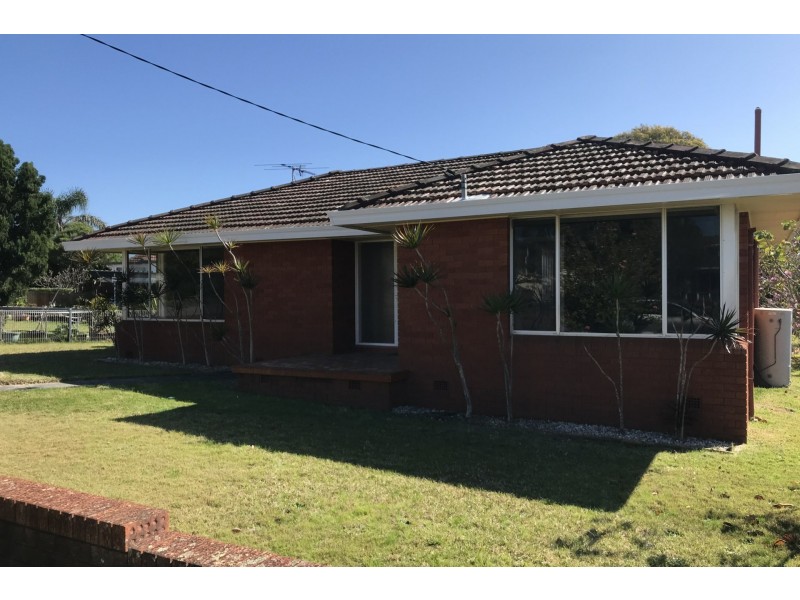 7 James Road, Toukley NSW 2263