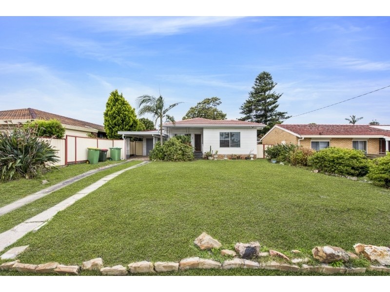 17 Crown Street, Toukley NSW 2263