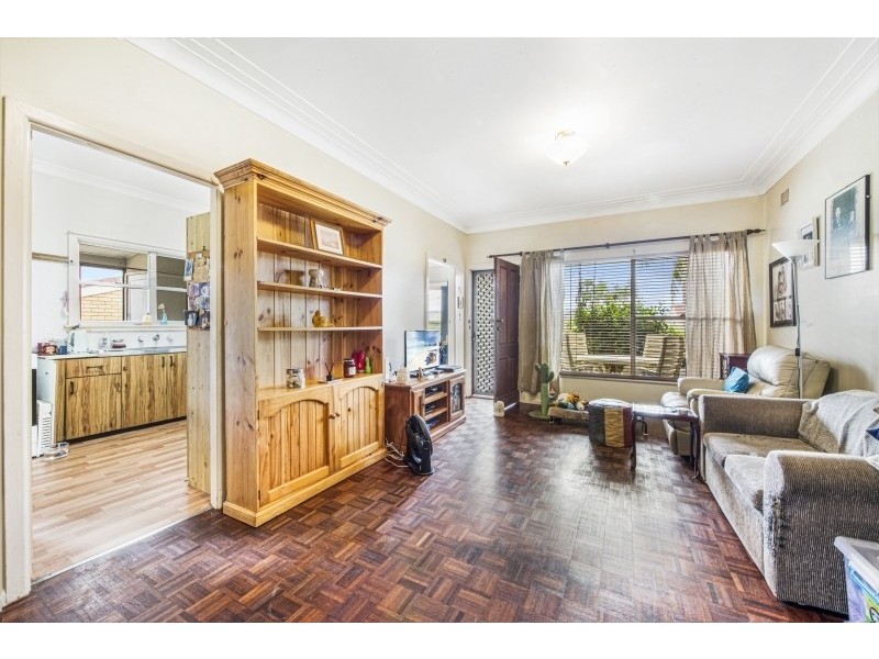 17 Crown Street, Toukley NSW 2263