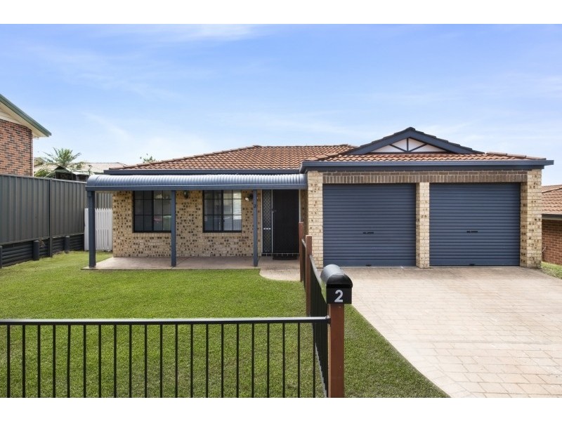 2 St Lawrence Avenue, Blue Haven NSW 2262