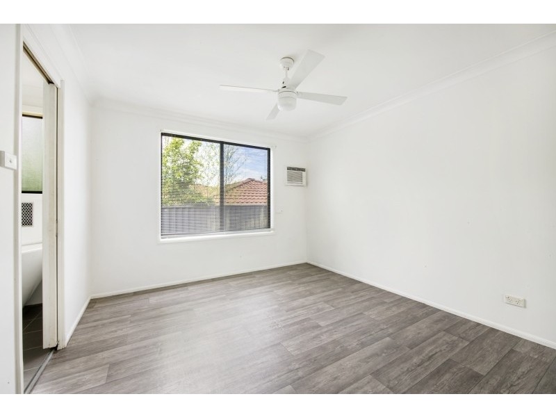 2 St Lawrence Avenue, Blue Haven NSW 2262