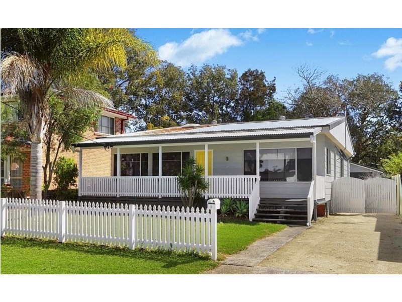 9 Yackerboom Avenue, Buff Point NSW 2262