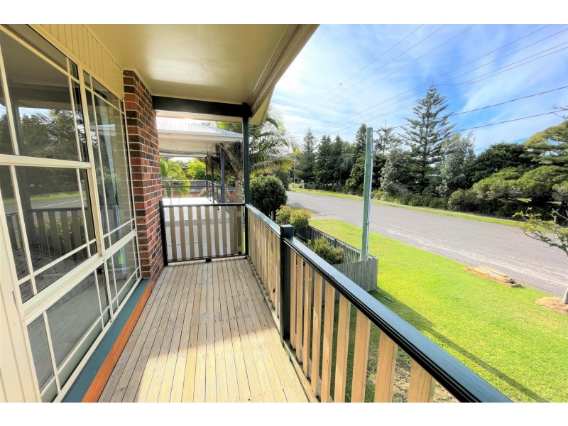 21 Victoria Street, Norah Head NSW 2263