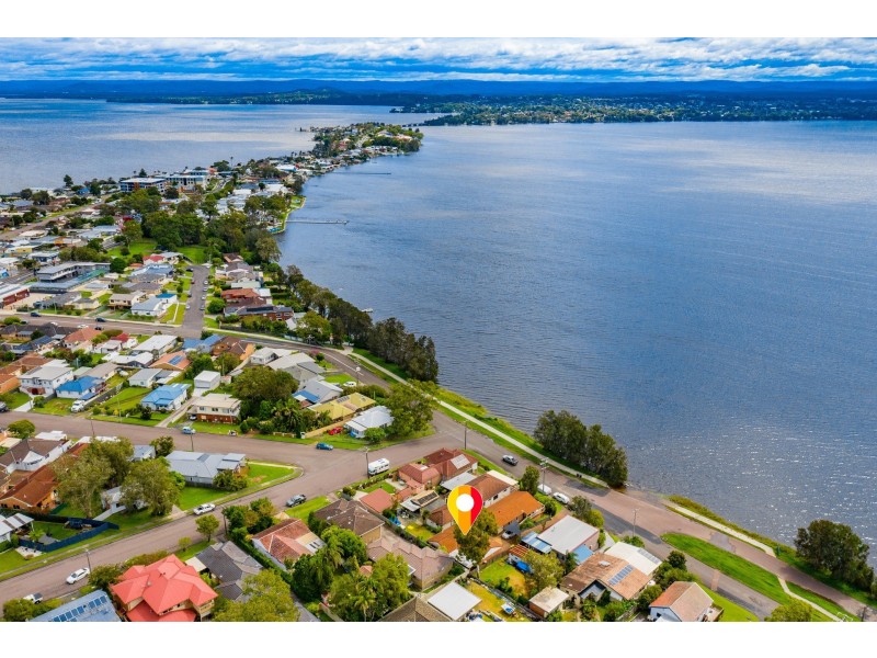 2/33 Peel Street, Toukley NSW 2263
