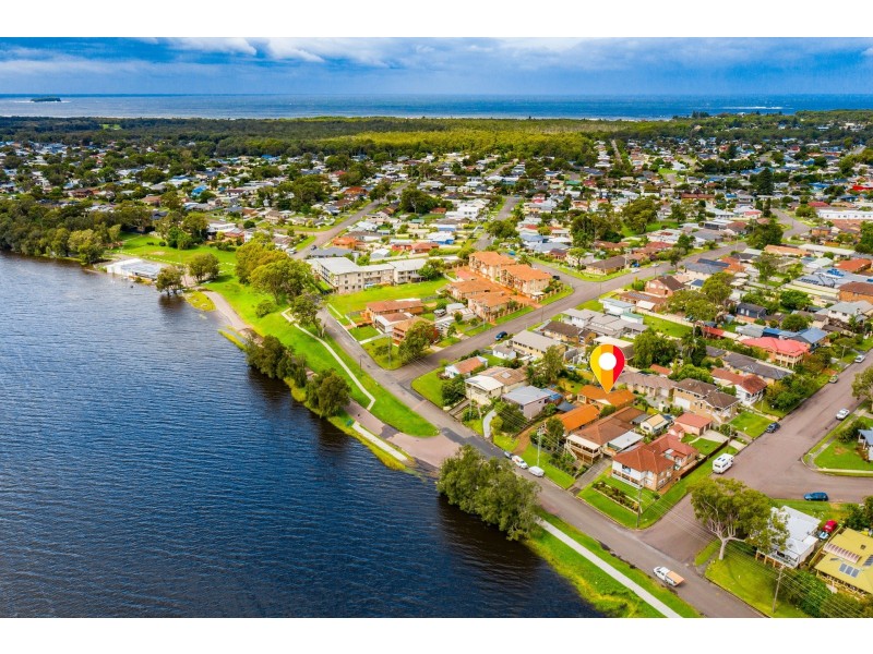 2/33 Peel Street, Toukley NSW 2263