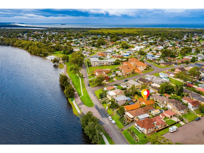 2/33 Peel Street, Toukley NSW 2263