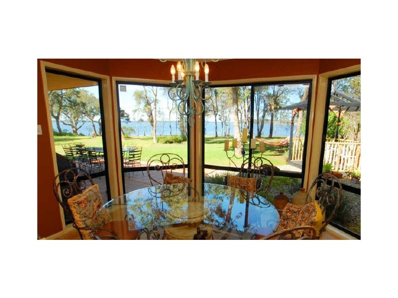 32 Kamillaroo Avenue, Lake Munmorah NSW 2259