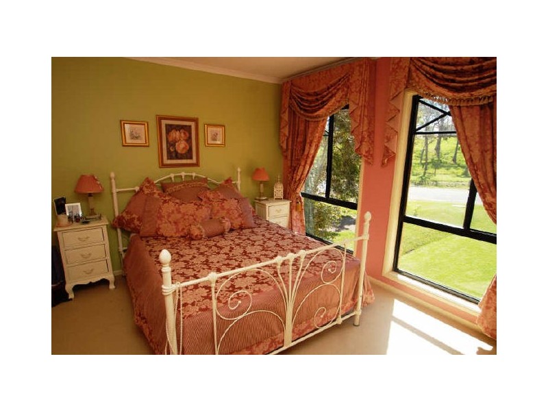 32 Kamillaroo Avenue, Lake Munmorah NSW 2259