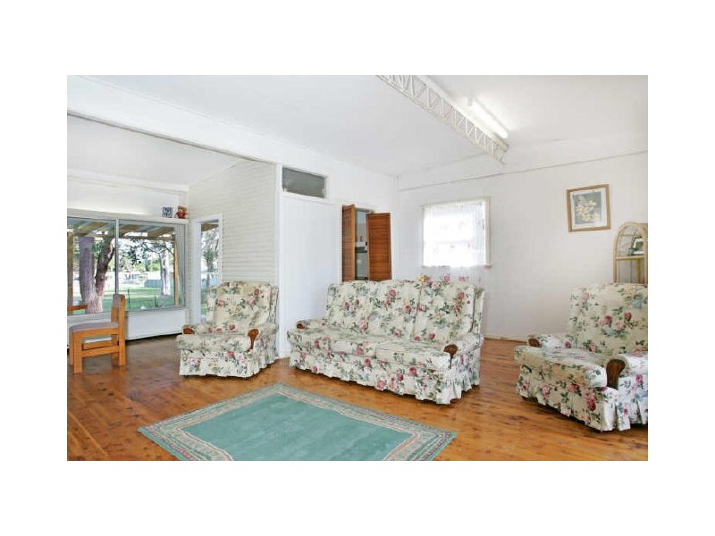 Canton Beach NSW 2263
