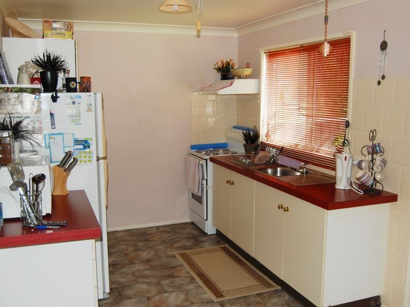 27 Georgina Avenue, Gorokan NSW 2263