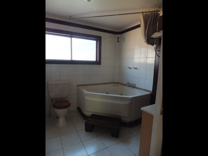 196 Scenic Drive, Budgewoi NSW 2262