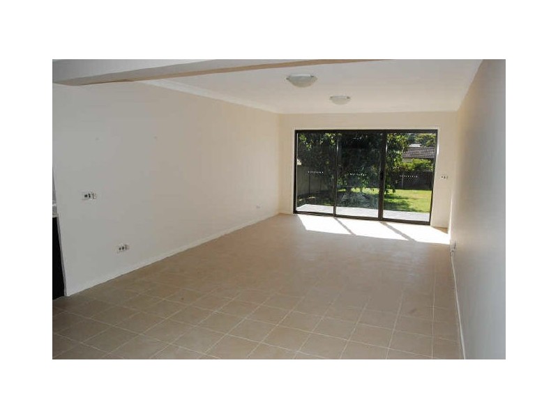 Mannering Park NSW 2259