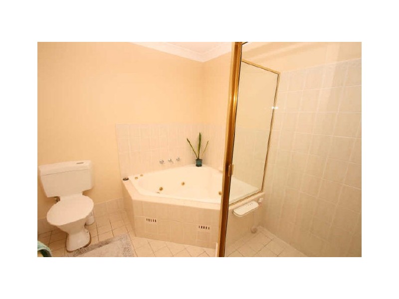 Summerland Point NSW 2259